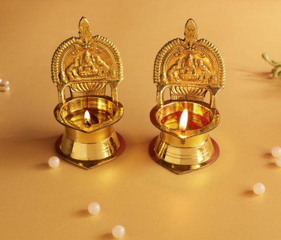 Brass Kamakshi Deepam (Kamatchi Vilakku) 5"x3"x3" Big Size | 190 Grams Approx. | Handcrafted Brass Oil Lamp – 12 cm